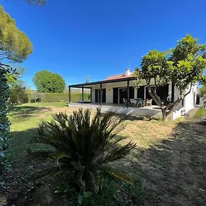 Bord De Villa